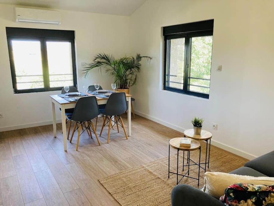 L'Ecrin De Chapoulier Apartamento Montoison Exterior foto